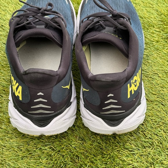 Hoka Clifton 8 great confition size 11.5 men’s - Picture 2 of 8